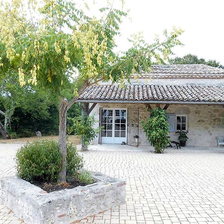 Le Colombier Bed and Breakfast Villeneuve-sur-Lot Exteriör bild