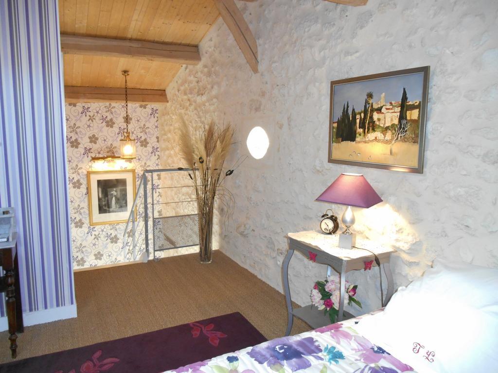 Le Colombier Bed and Breakfast Villeneuve-sur-Lot Exteriör bild