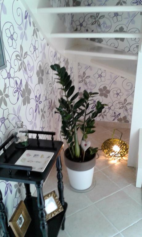 Le Colombier Bed and Breakfast Villeneuve-sur-Lot Exteriör bild