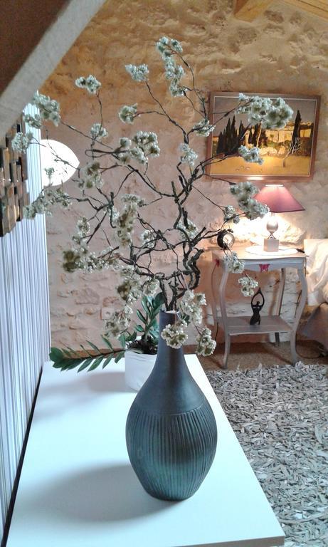 Le Colombier Bed and Breakfast Villeneuve-sur-Lot Exteriör bild