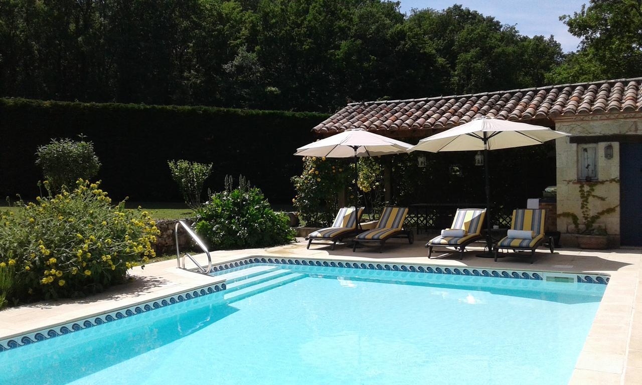 Le Colombier Bed and Breakfast Villeneuve-sur-Lot Exteriör bild